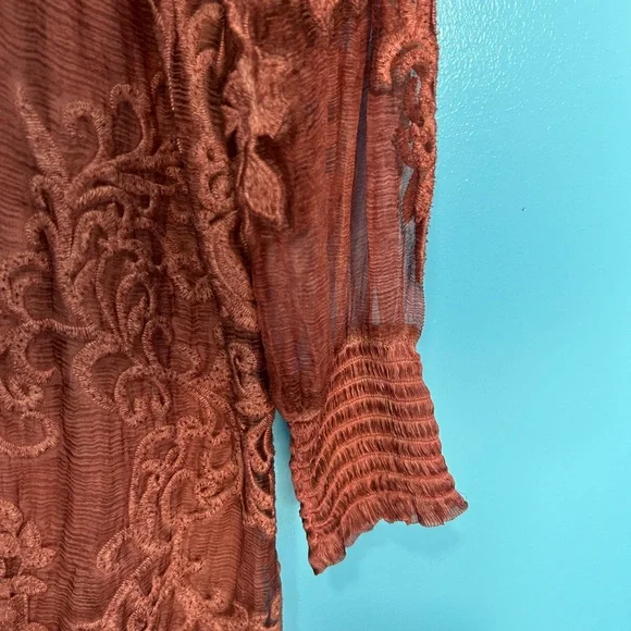 Soft Surroundings 100% Silk Embroidered Tunic Size Medium - Picture 7 of 11